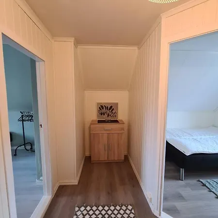 Casa de Férias Koselig Hus Med Hage I Heroy Pa Sunnmore.