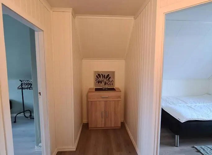 Дом отдыха Koselig Hus Med Hage I Heroy Pa Sunnmore.